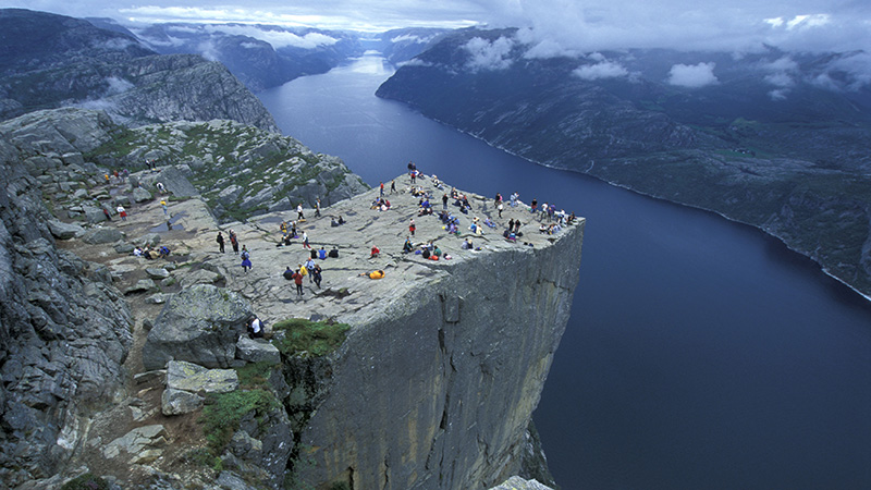 Stavanger med bttur p Lysefjorden